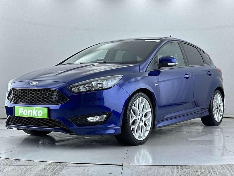Used Ford Focus ST-Line X 140 HP (102 kW) 2018 Blue Hatchback