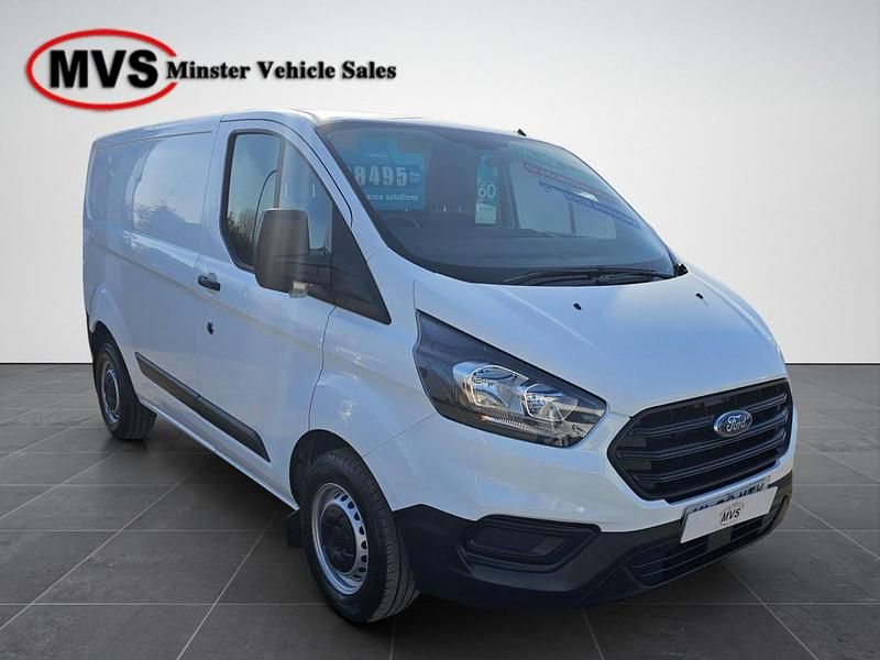 Used Ford Transit Custom 105 HP (77 kW) 2019 White Van