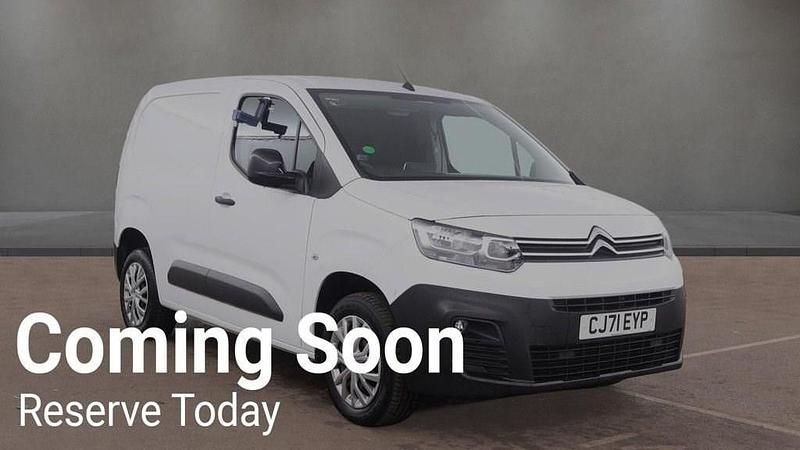 Used Citroën Berlingo 100 HP (73 kW) 2022 White MPV