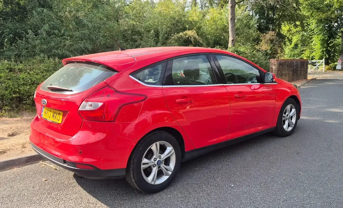 Used Ford Focus Zetec 2013 Red Hatchback