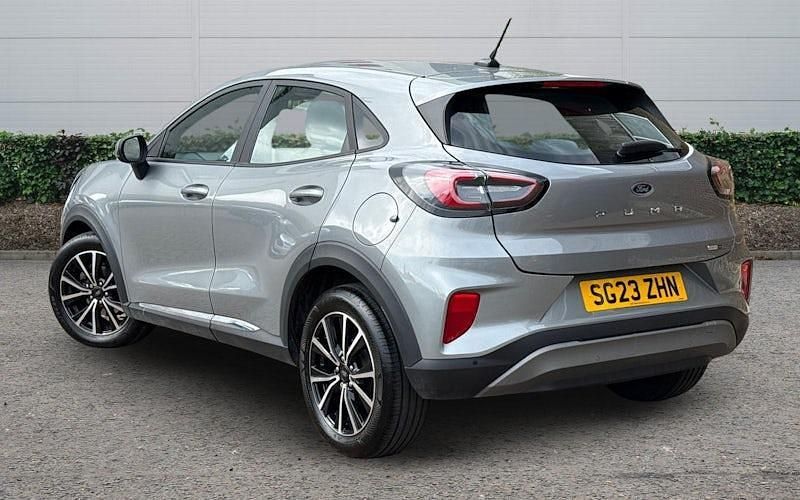 Begagnad Ford Puma Titanium 155 HK (114 kW) 2023 Silver SUV
