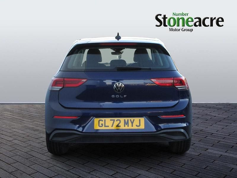 Used VW Golf VIII Life 150 HP (110 kW) 2022 Blue Hatchback