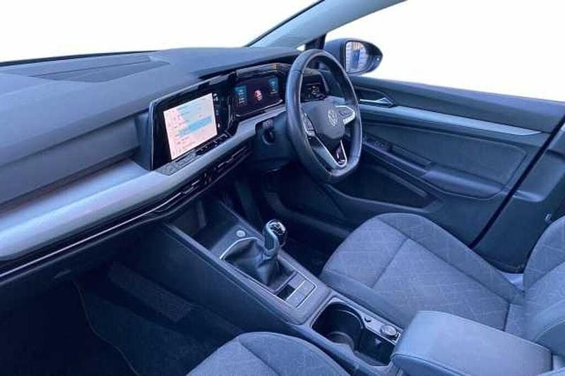 Used VW Golf VIII 130 HP (95 kW) 2023