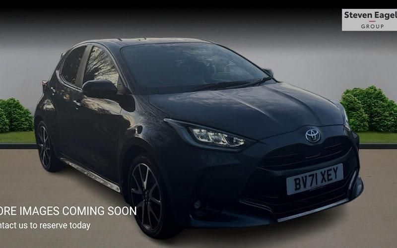 Used Toyota Yaris Hybrid 116 HP (85 kW) 2021 Hatchback