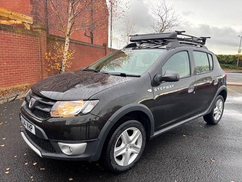 Black Used 2014 Dacia Sandero Stepway Ambiance Hatchback | £4,995 (Expensive) - Image 1/4