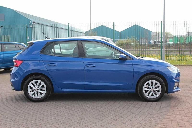 Used Skoda 110 R Comfort 81 HP (59 kW) 2022 Energy blue Hatchback
