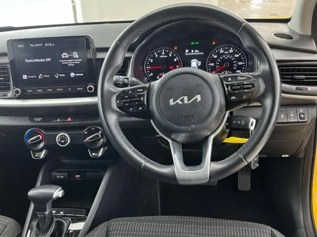 Used Kia Stonic 2023 Yellow SUV