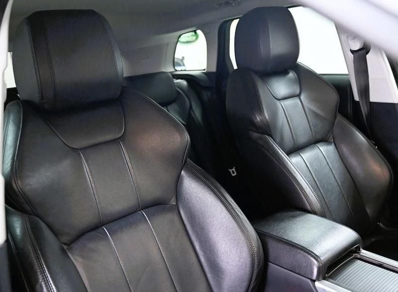 Used Land Rover Range Rover evoque SE 150 HP (110 kW) 2017 White Estate