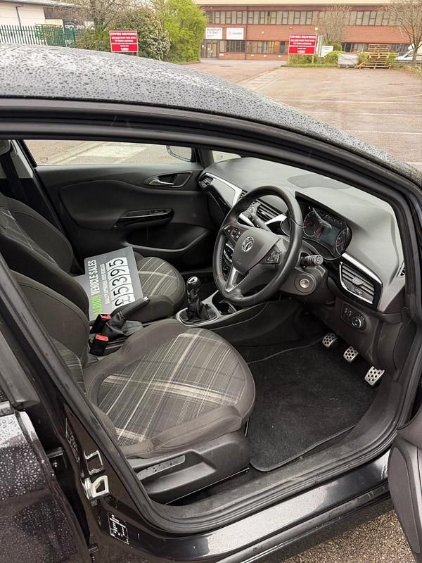 Used Vauxhall Corsa Edition 99 HP (72 kW) 2015 Black Hatchback