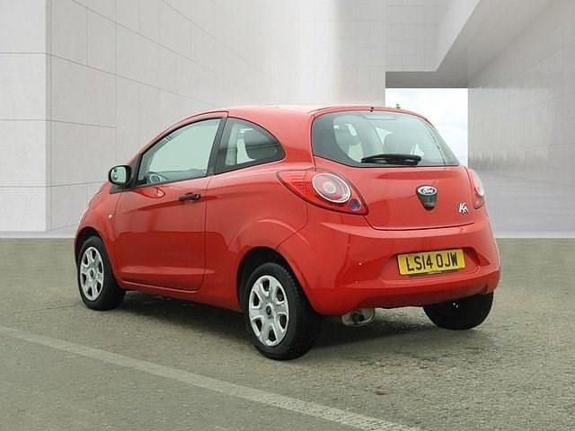 Used Ford Ka Studio 69 HP (50 kW) 2014 Red Hatchback