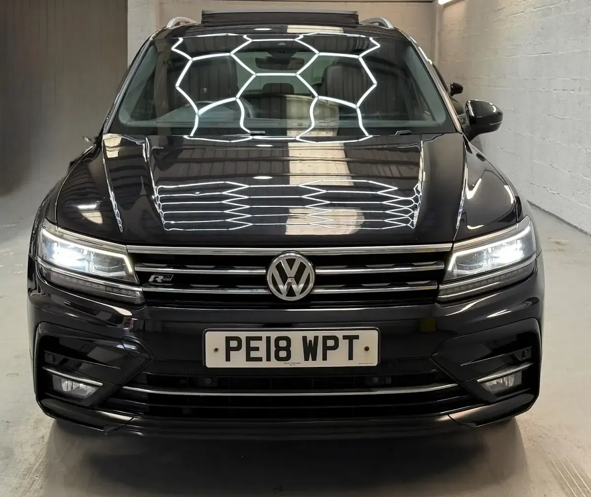 Used VW Tiguan R-line 180 HP (132 kW) 2018 Black SUV