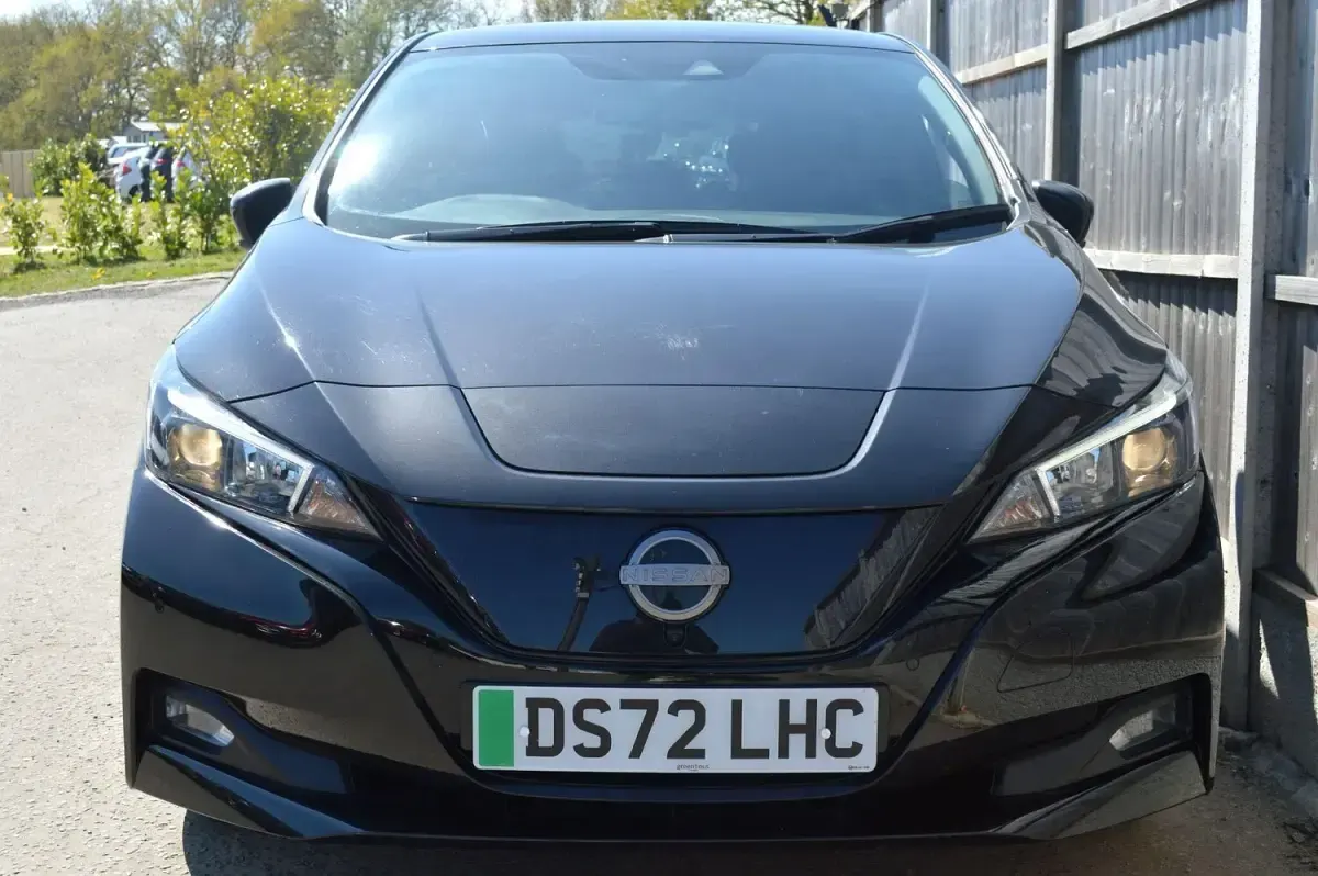 Used Nissan Leaf N-Connecta 110 kW (150 HP) 2022 Black Hatchback