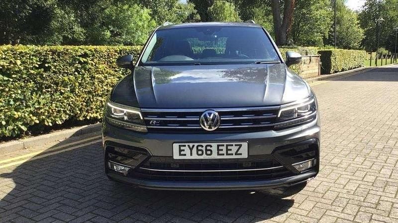 Used VW Tiguan R-line 150 HP (110 kW) 2016 Grey SUV