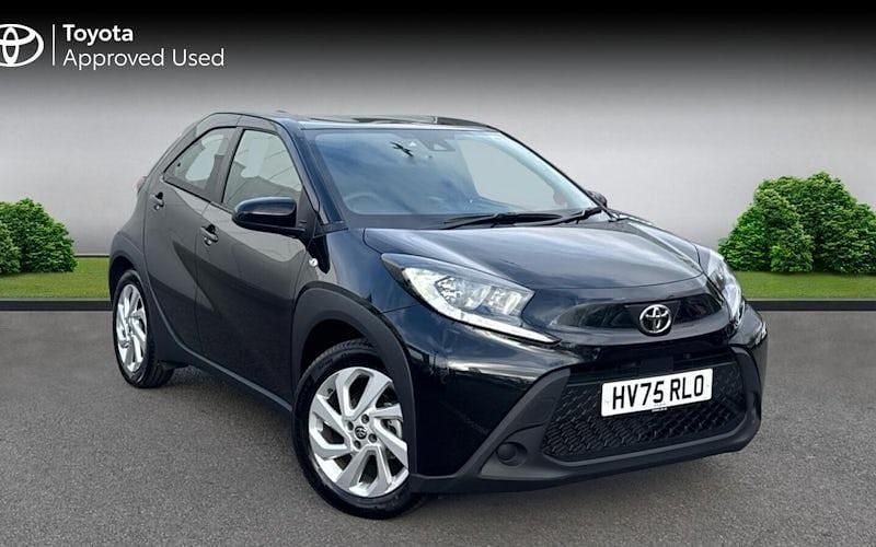 Used Toyota Aygo X PURE 72 HP (52 kW) 2025 Eclipse black SUV