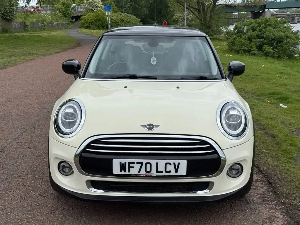 Used Mini Cooper Exclusive 2020 White Hatchback