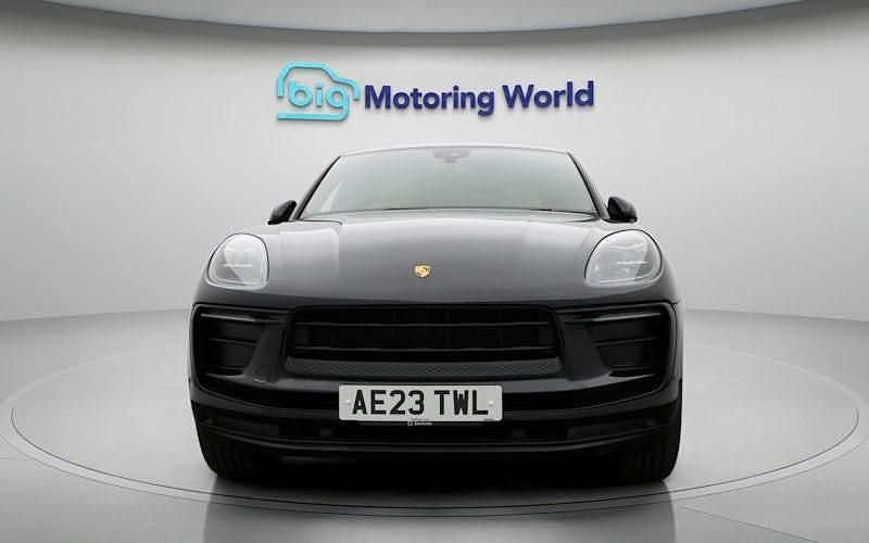 Used Porsche Macan 265 HP (194 kW) 2025 SUV