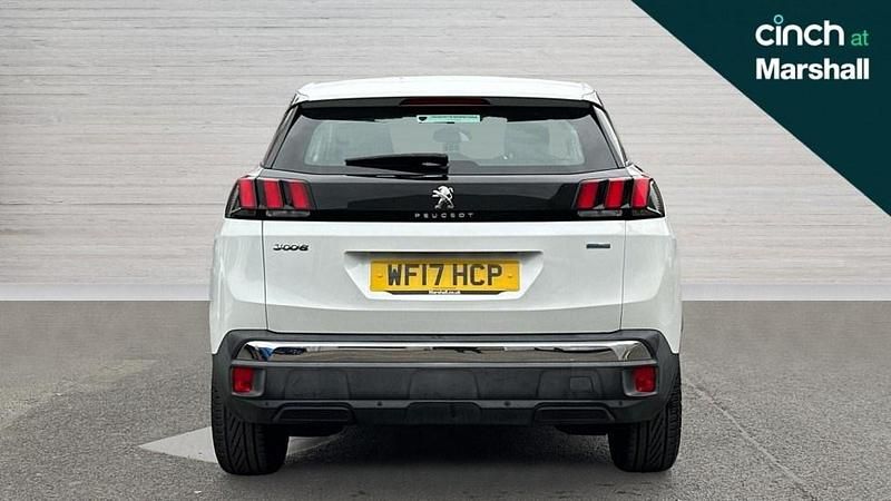 Used Peugeot 3008 Active 131 HP (96 kW) 2017 White SUV