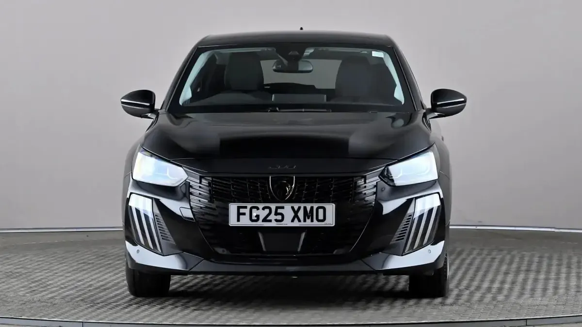 Used Peugeot 208 Allure 101 HP (74 kW) 2025 Black Hatchback