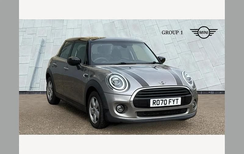 Silver Used 2020 Mini Cooper Classic Hatchback | £11,795 (Fair price) - Image 1/4