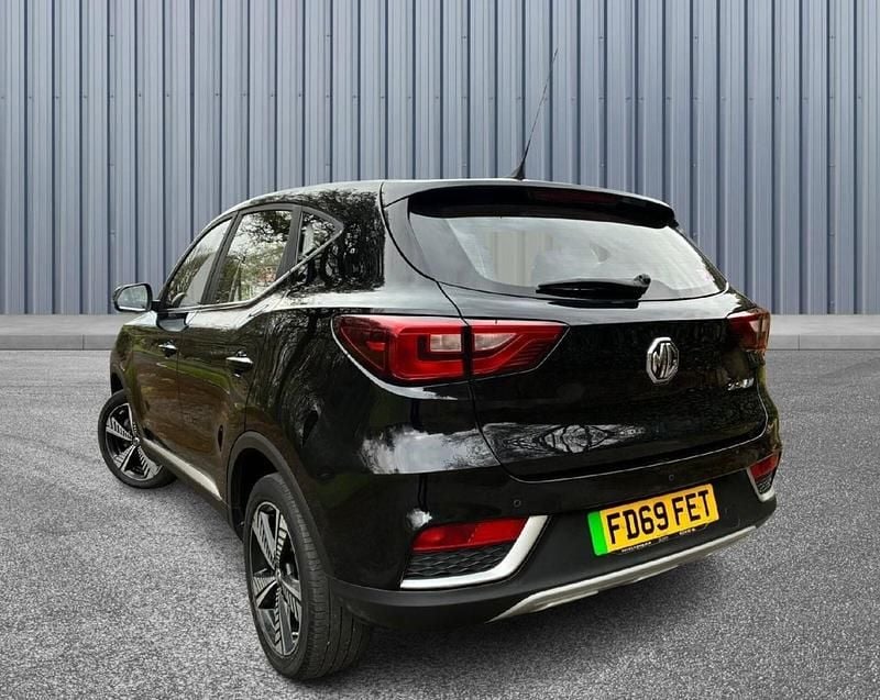 Used MG ZS Excite 105 kW (143 HP) 2020 Black SUV