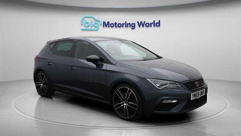Used 2020 Cupra Leon Hatchback | £19,300 (Fair price) - Image 1/4