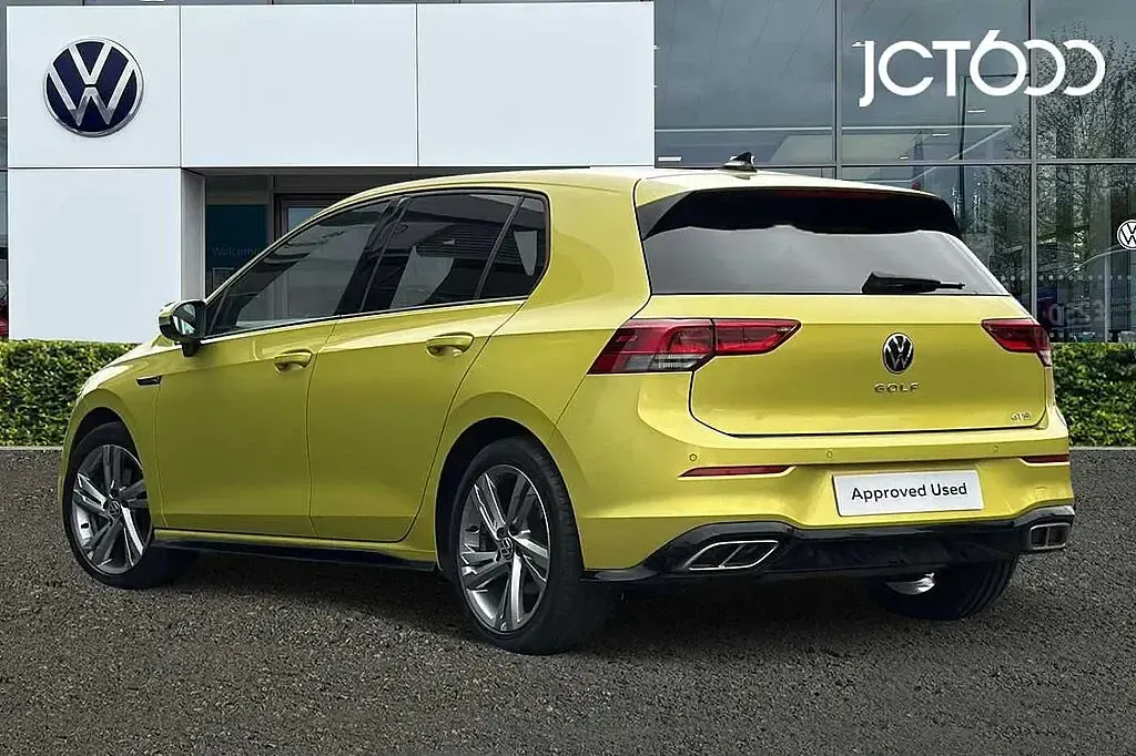 Used VW Golf VII 150 HP (110 kW) 2021 Hatchback