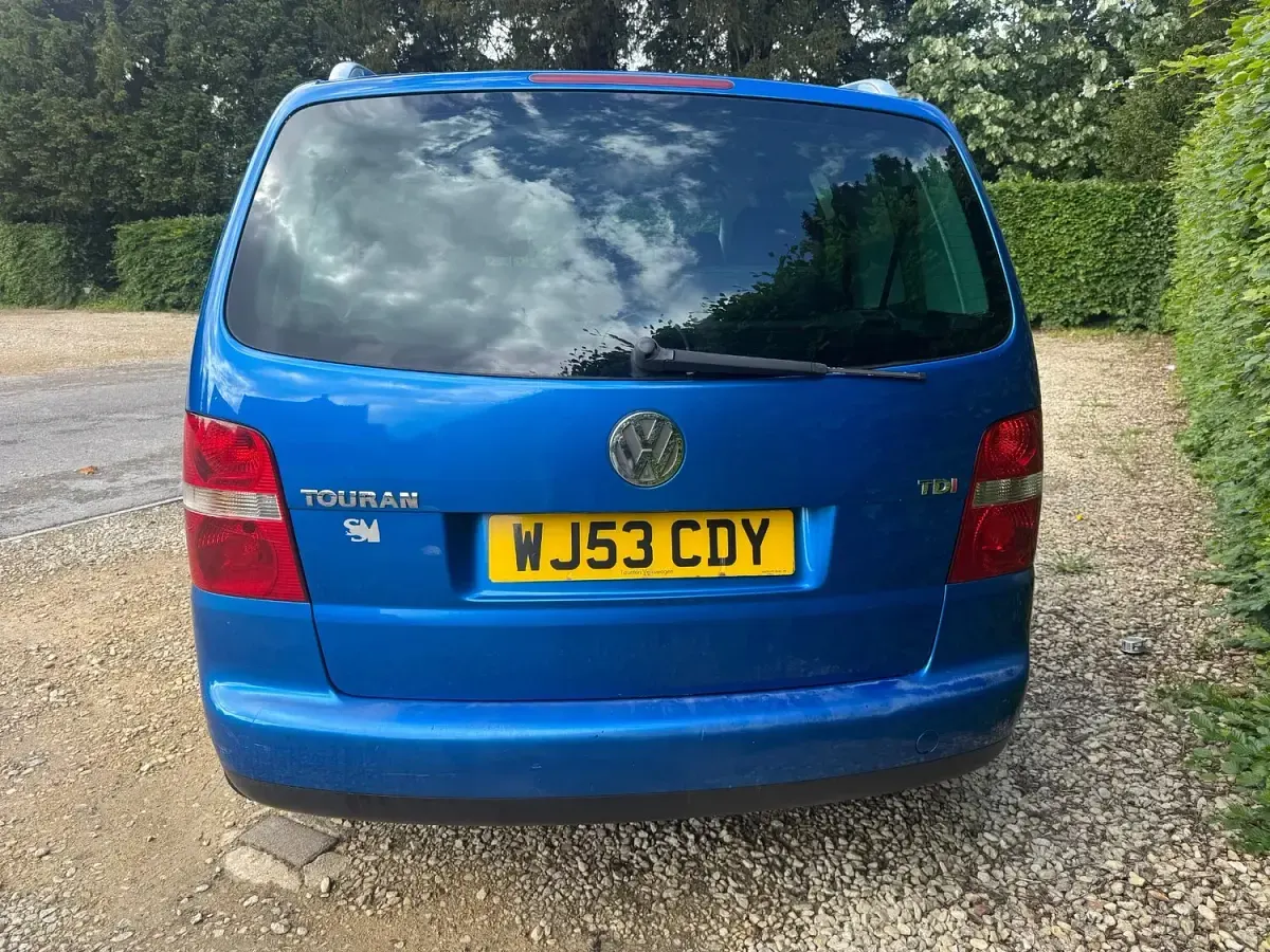 Used VW Touran SE 2003 Blue MPV