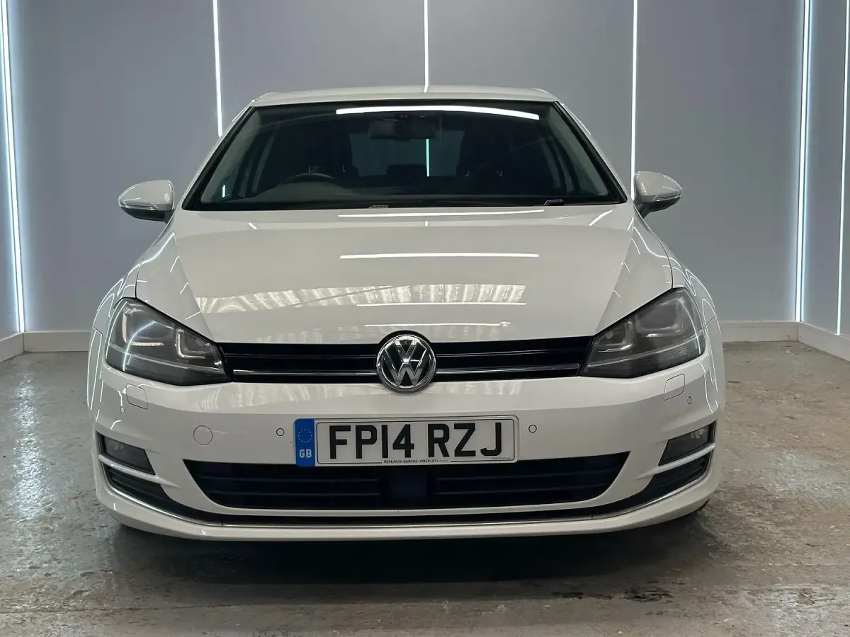 Used VW Golf VII GT 2014 White Hatchback