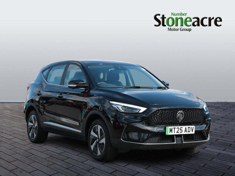 Black New 2025 MG ZS SE Sedan | £20,498 (Fair price) - Image 1/4