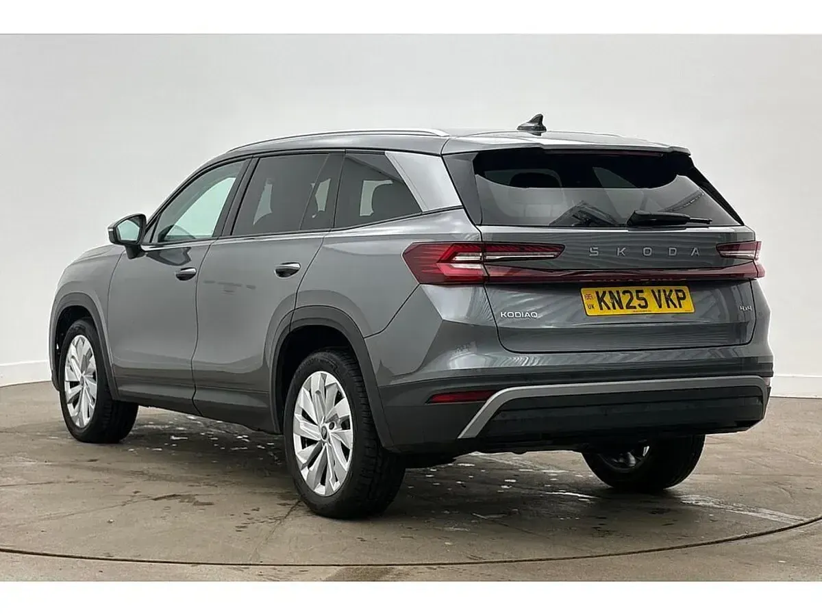Used Skoda Kodiaq SE L 142 HP (104 kW) 2025 Graphite grey metallic SUV