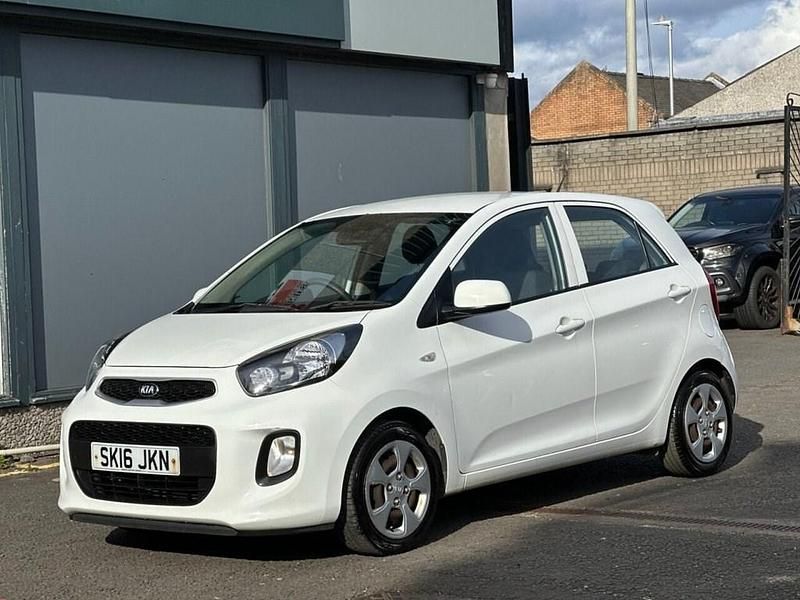 Used Kia Picanto 66 HP (48 kW) 2016 White Hatchback