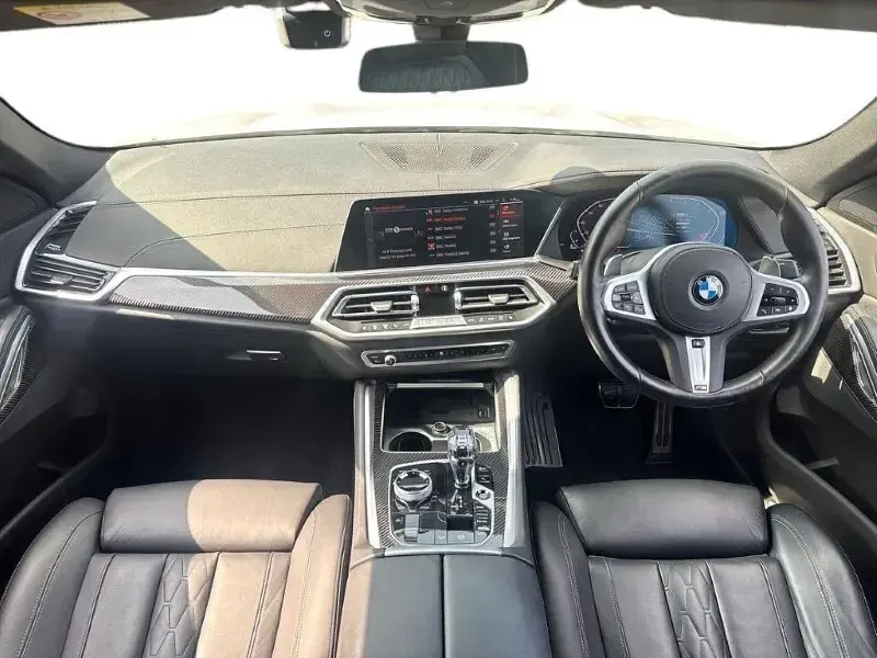 Used BMW X6 M M Sport 286 HP (210 kW) 2022 White SUV