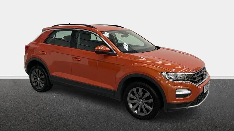 Orange Used 2019 VW T-Roc SE SUV | £12,798 (Fair price) - Image 1/4