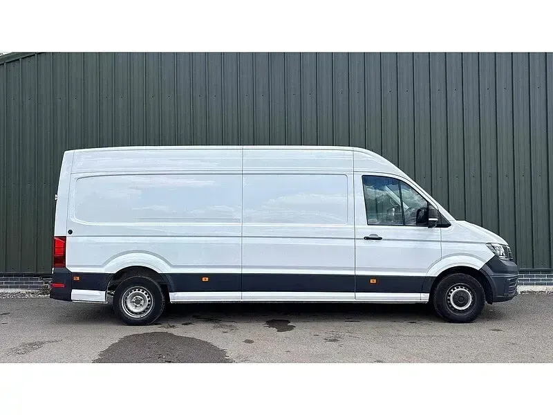 Used VW Crafter Trendline 140 HP (102 kW) 2023 White Van
