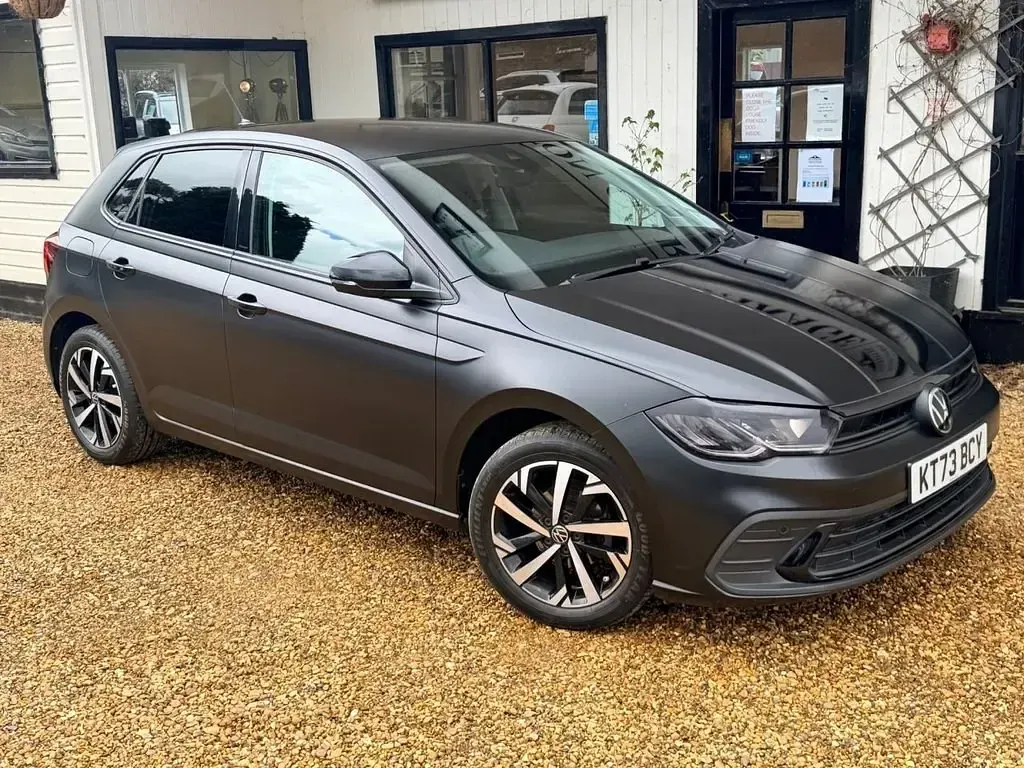 Begagnad VW Polo S 95 HK (69 kW) 2023 Svart Halvkombi