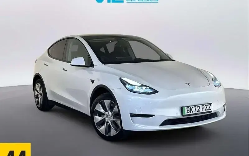 Used Tesla Model Y Long Range AWD 286 kW (389 HP) 2025 SUV