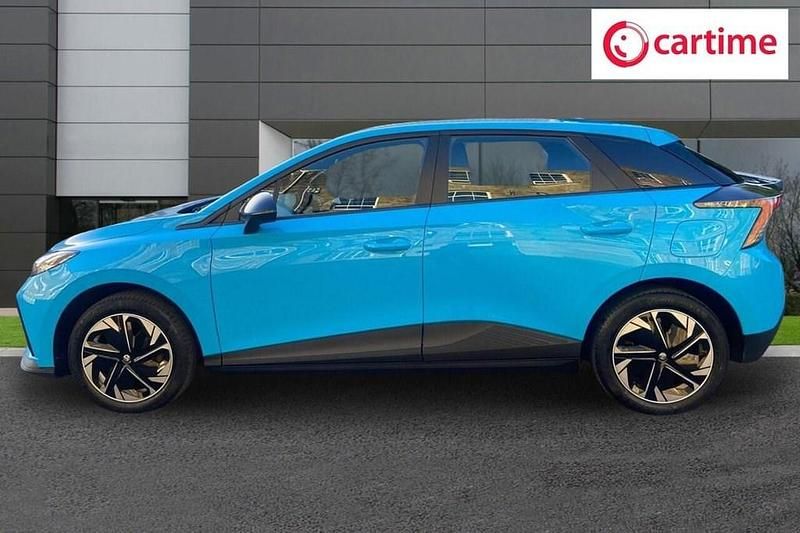 Used MG MG4 EV SE 63 kW (87 HP) 2023 Blue Hatchback