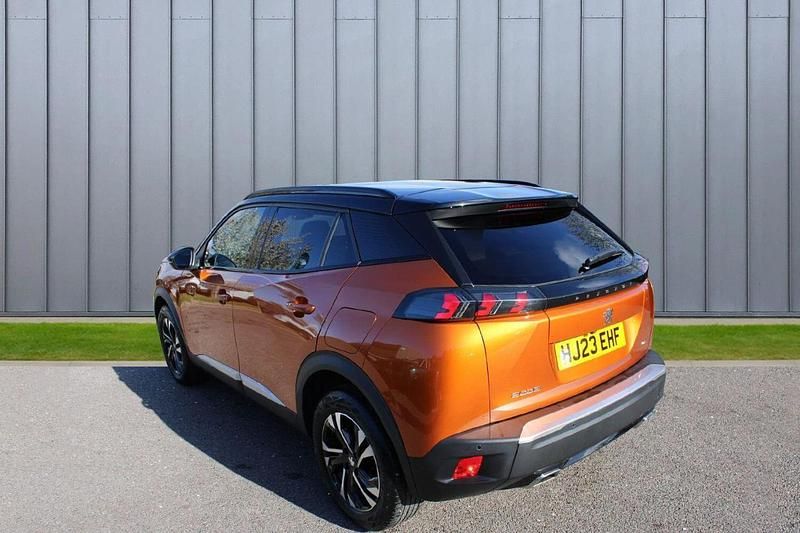 Used Peugeot 2008 GT 129 HP (94 kW) 2023 Orange SUV