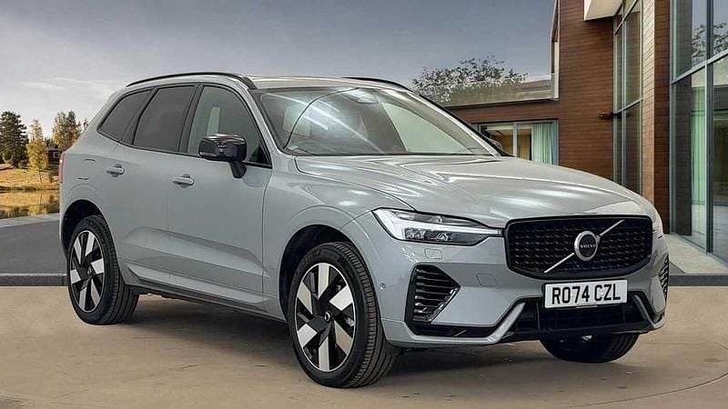 Used 2025 Volvo XC60 Ultra SUV | £46,000 (Fair price) - Image 1/4