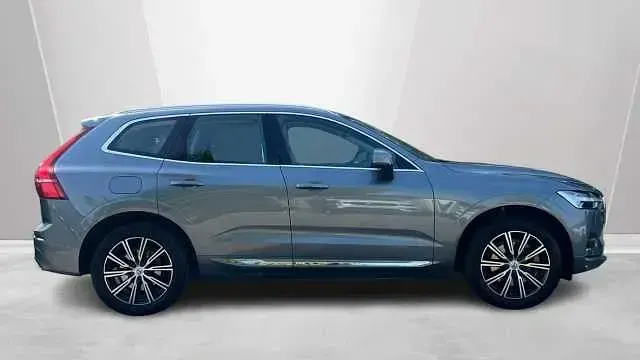 Used Volvo XC60 Inscription 247 HP (181 kW) 2021 Grey SUV