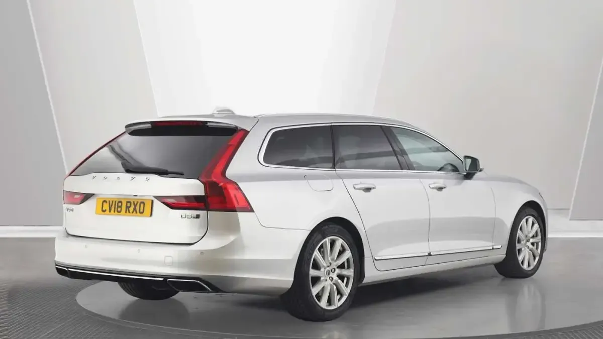 Used Volvo V90 Inscription 232 HP (170 kW) 2018 Estate