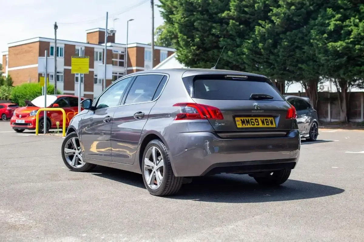 Used Peugeot 308 S 129 HP (94 kW) 2019 Grey Hatchback