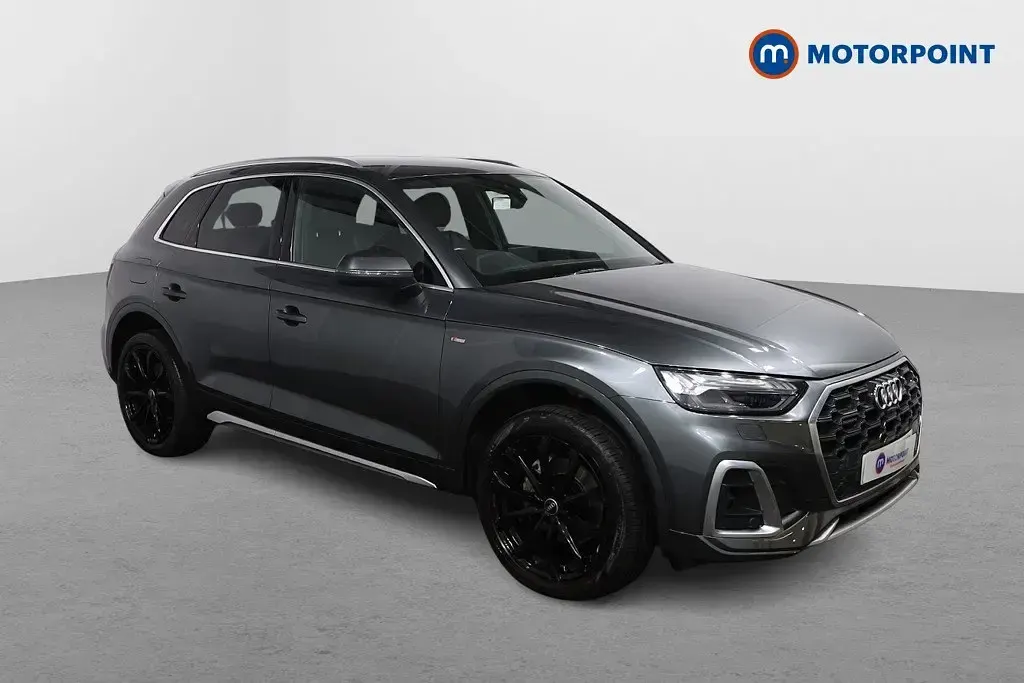 Begagnad Audi Q5 S-Line 2022 Grå SUV