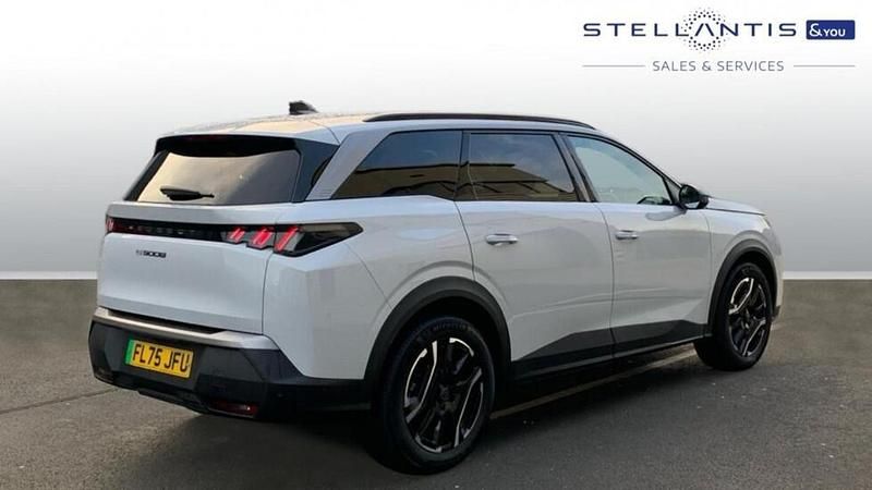New Peugeot 5008 Allure 152 kW (207 HP) 2025 White MPV