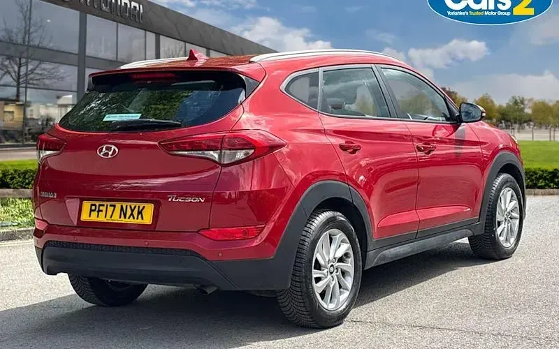 Używany Hyundai Tucson SE 116 KM (85 kW) 2017 Czerwony SUV
