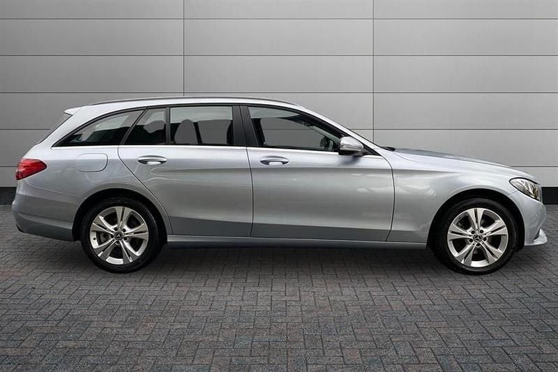 Used Mercedes C220 Executive 170 HP (125 kW) 2017 Silver Estate