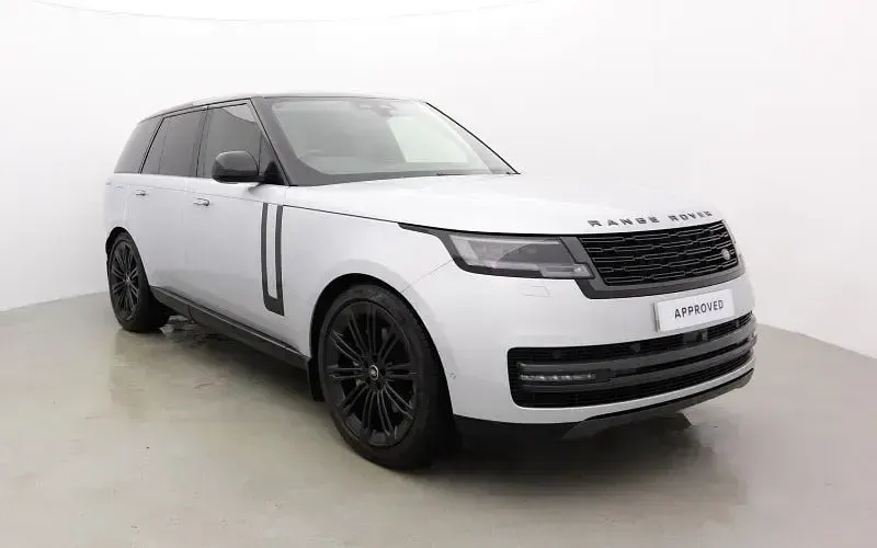 Used Land Rover Range Rover SE 349 HP (256 kW) 2026 SUV