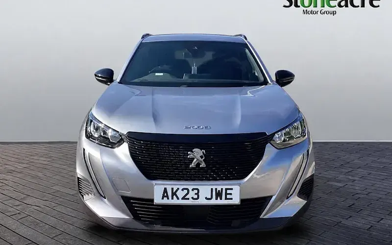 Used Peugeot 2008 Active+ 101 HP (74 kW) 2023 Grey SUV