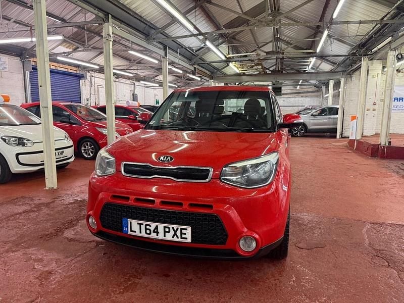 Used Kia Soul 126 HP (92 kW) 2014 Red SUV