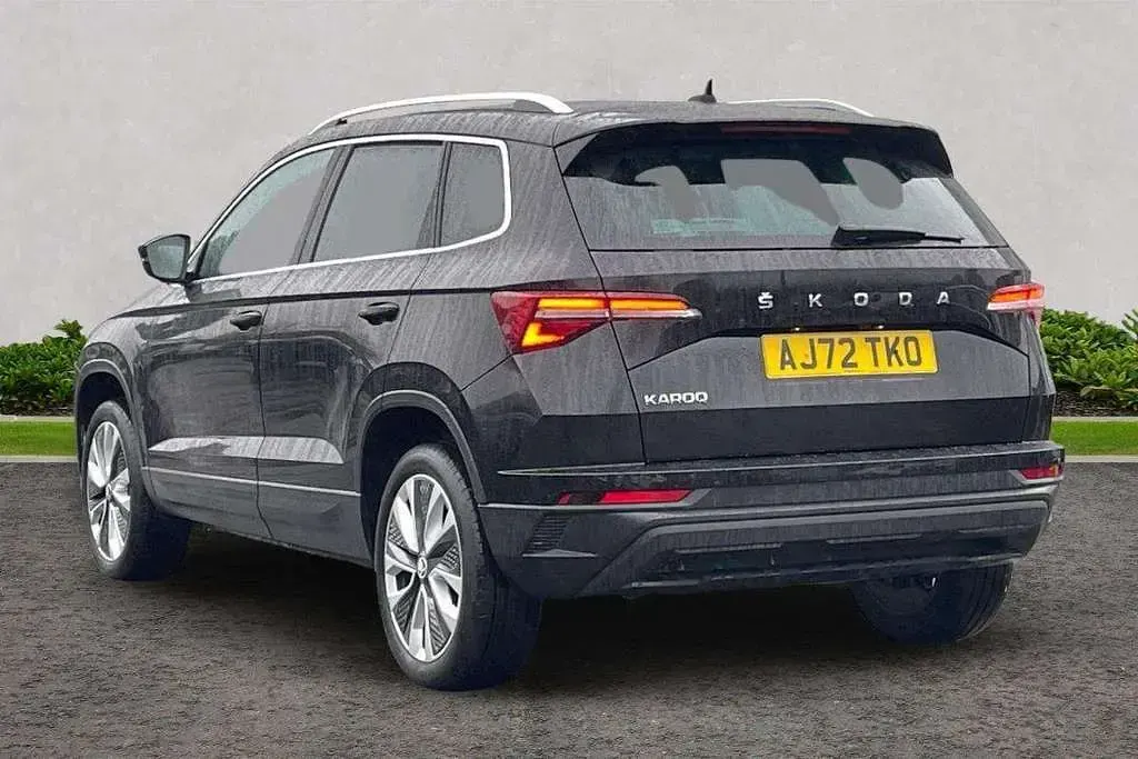 Used Skoda Karoq SE L 150 HP (110 kW) 2023 Black magic pearl effect SUV